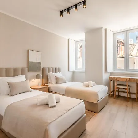 A2 Spacious & Stylish For 9 In Bica, Downtown Appartamento