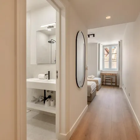 A2 Spacious & Stylish For 9 In Bica, Downtown Appartamento *