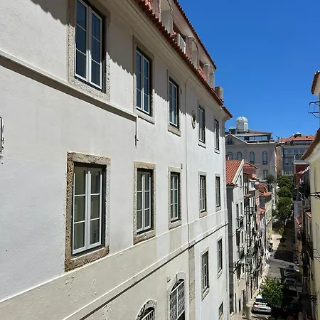 Ad2 Renovated Charm In Prime Location With Ac アパート リスボン