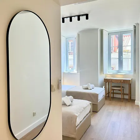 アパート Ad2 Renovated Charm In Prime Location With Ac リスボン