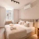 A2 Spacious & Stylish For 9 In Bica, Downtown 아파트