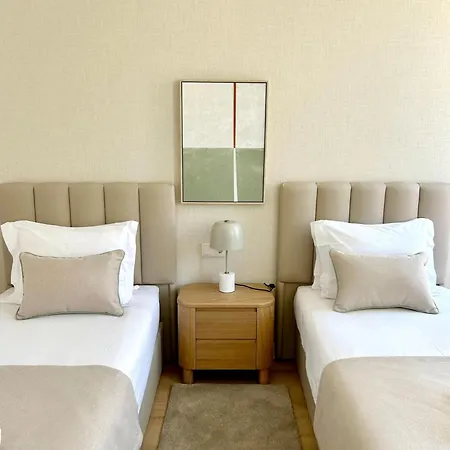 Apartamento Ad2 Renovated Charm In Prime Location With Ac Lisboa