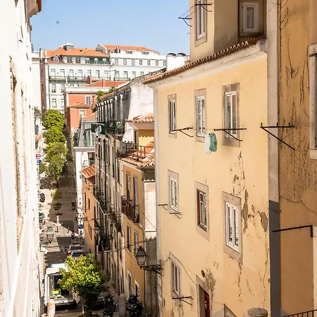 Apartamento Ad2 Renovated Charm In Prime Location With Ac Lisboa